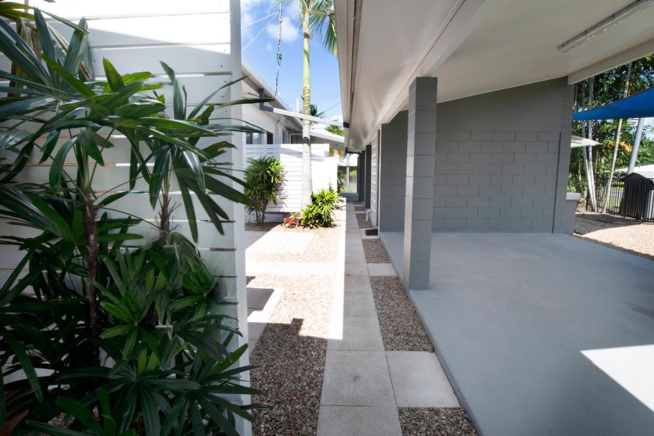 Apartments At Mission Beach Exterior photo
